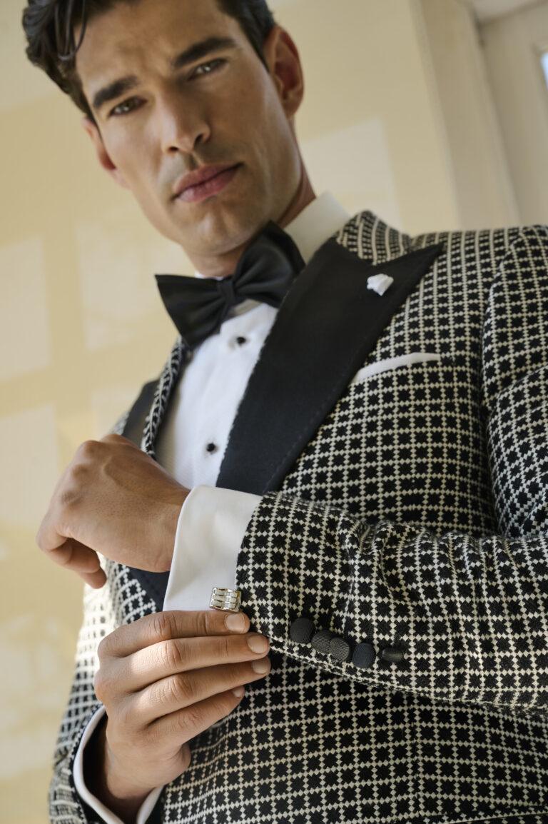 3black tie