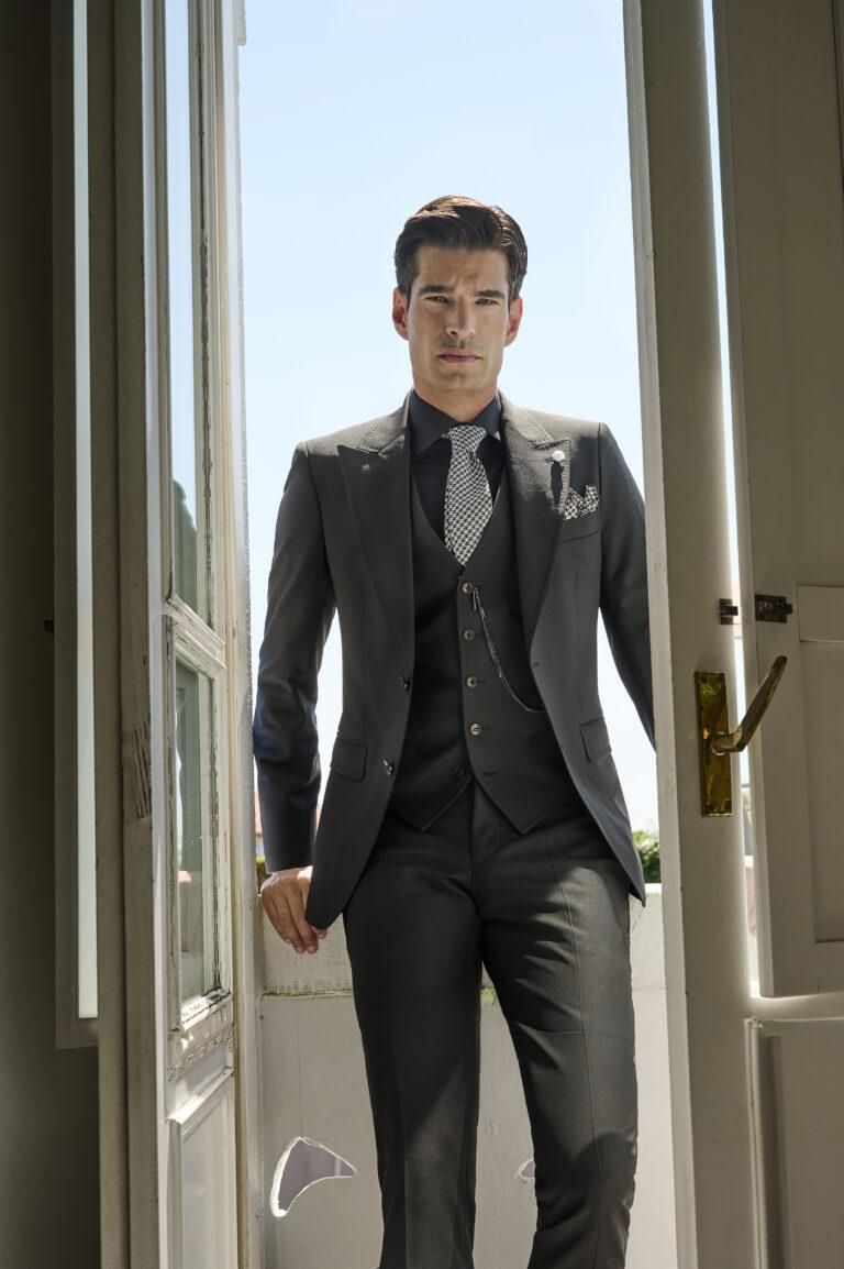 5black tie